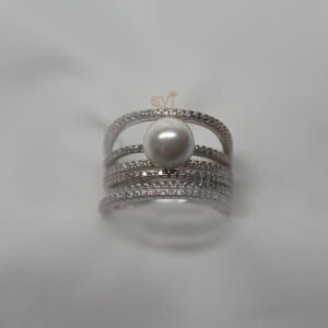 Elegant Pearl Ring with Unique Design